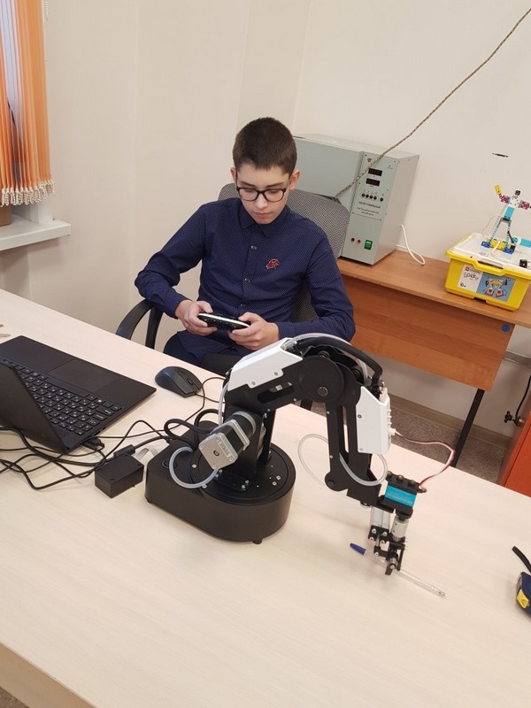 Создание моделей роботов.